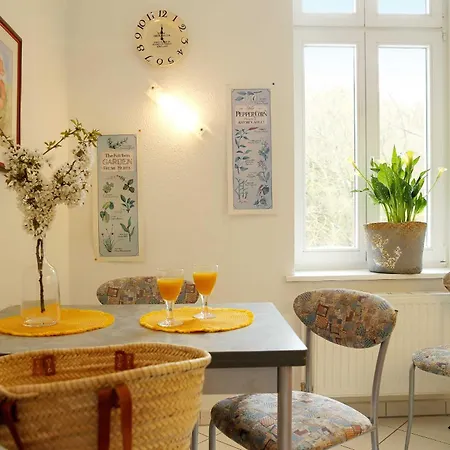 别墅 Duenenstrasse 24 *