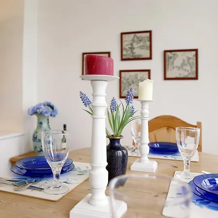 Duenenstrasse 24 别墅