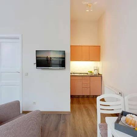 别墅 Duenenstrasse 24 *