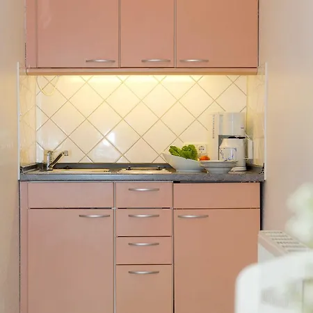 Duenenstrasse 24 别墅 *